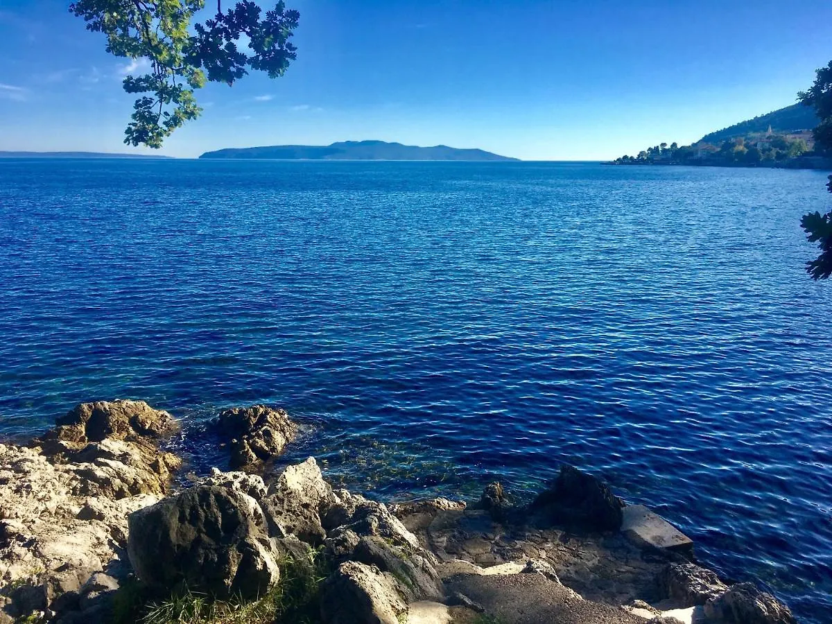 Villa Ventana Lovran 0*,  Croatia